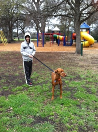 2014/03(March)/Dax-Suzi-at-park/2014-03-09-Suzi-Dax-at-park-01-Bevo.JPG
