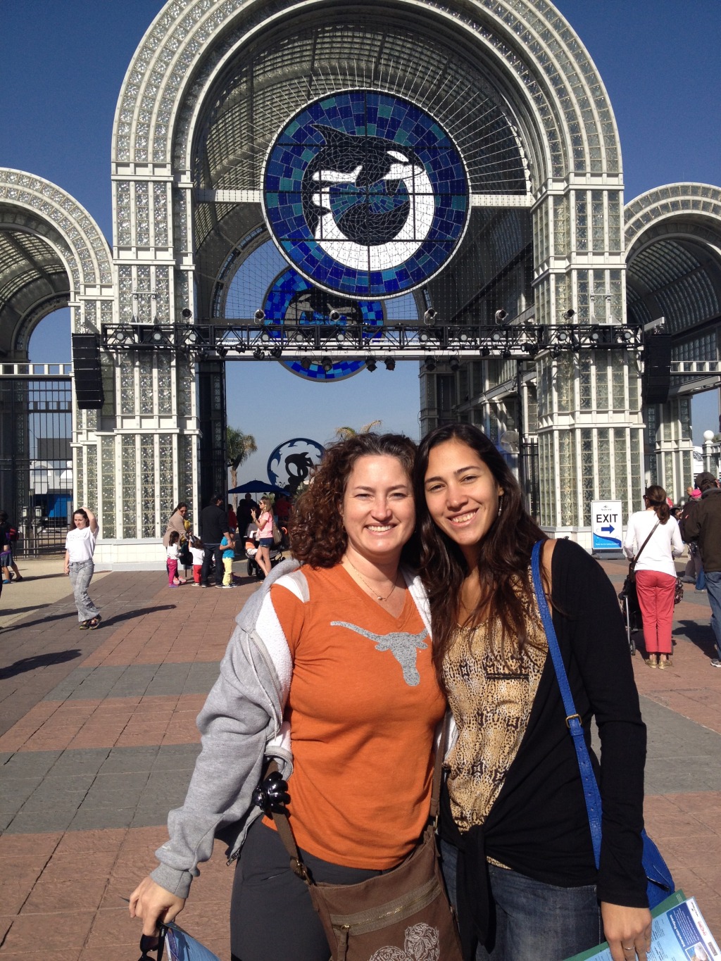 2014/03(March)/SeaWorld-with-Maru-from-Argentina/2014-03-20-SeaWorld-Maru-01-Suzi.JPG