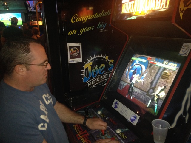 2014/04(April)/DesMoines-IA-wireless/640x480_2014-04-25--DesMoines-IA-10-UpDown-Dan.JPG