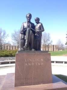 2014-04-22-DesMoines-IA-6-Lincoln.JPG