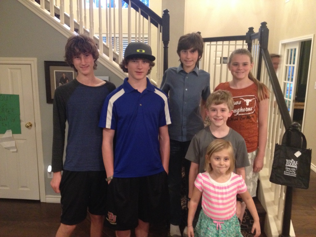 2014/04(April)/Easter/1024x768_2014-04-20-Easter-17-Chance-Vale-Dax-Kyla-Ian-Sydney.JPG