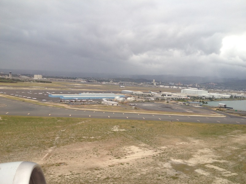 2014/04(April)/Hawaii-wireless/800x600_2014-04-10-Hawaii-2-airplane-takeoff.JPG