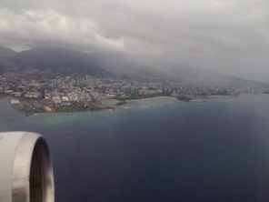 2014-04-10-Hawaii-5-airplane-takeoff.JPG