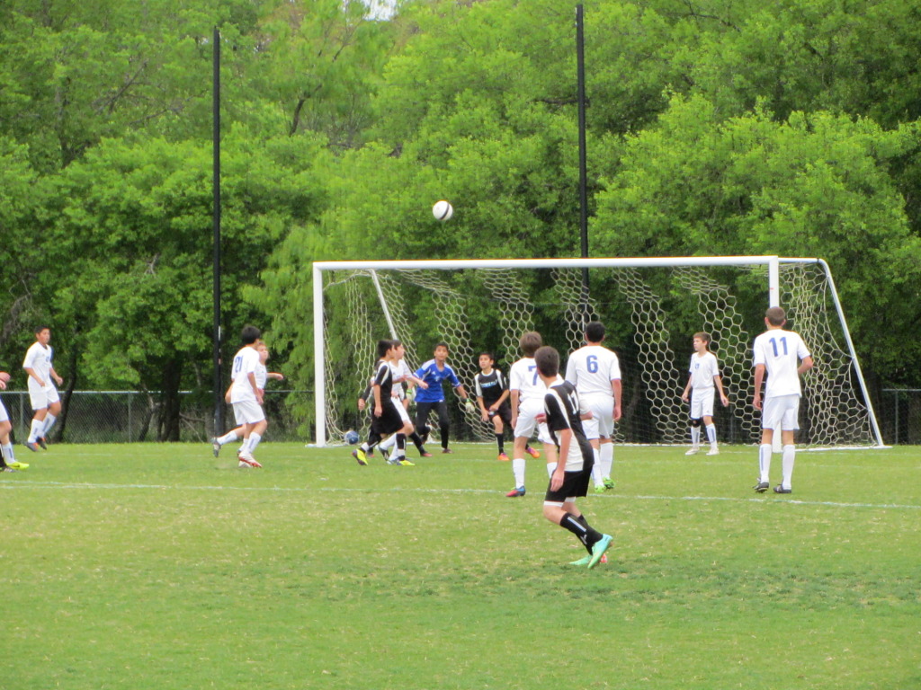 2014/04(April)/Soccer/1024x768_2011-04-10-Soccer-04.JPG