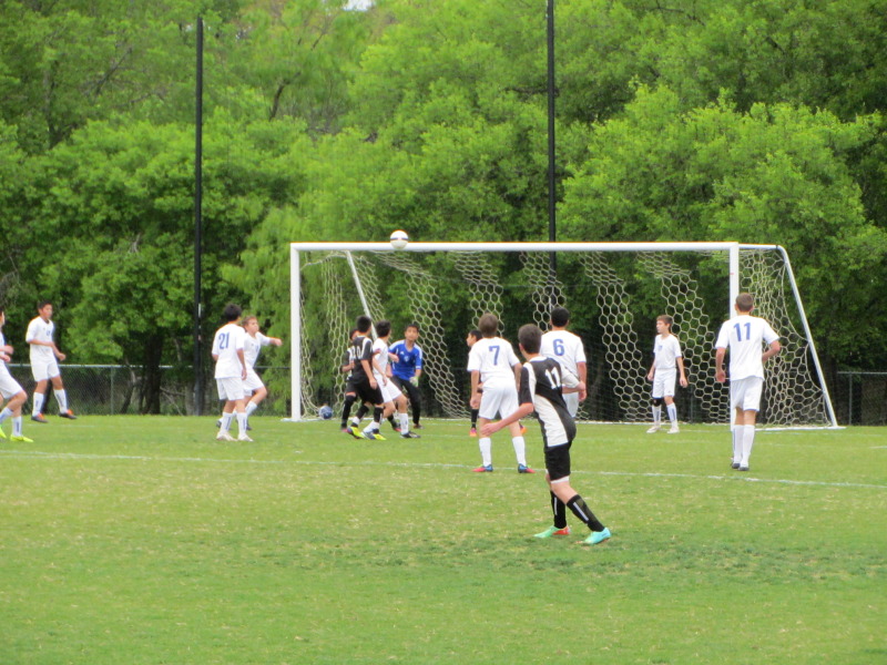 2014/04(April)/Soccer/800x600_2011-04-10-Soccer-05.JPG