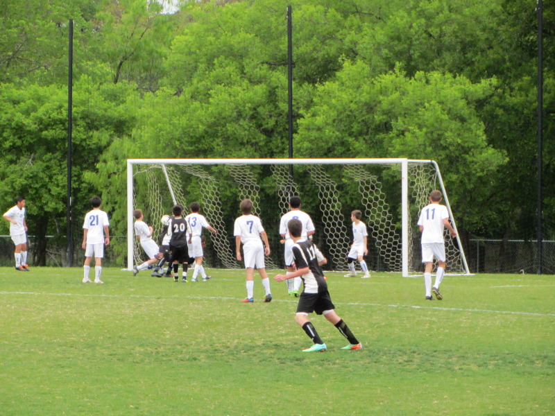 2014/04(April)/Soccer/800x600_2011-04-10-Soccer-06.JPG