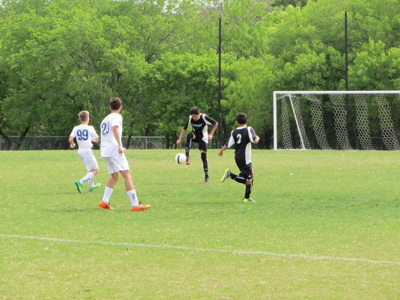 2014/04(April)/Soccer/800x600_2011-04-10-Soccer-22.JPG