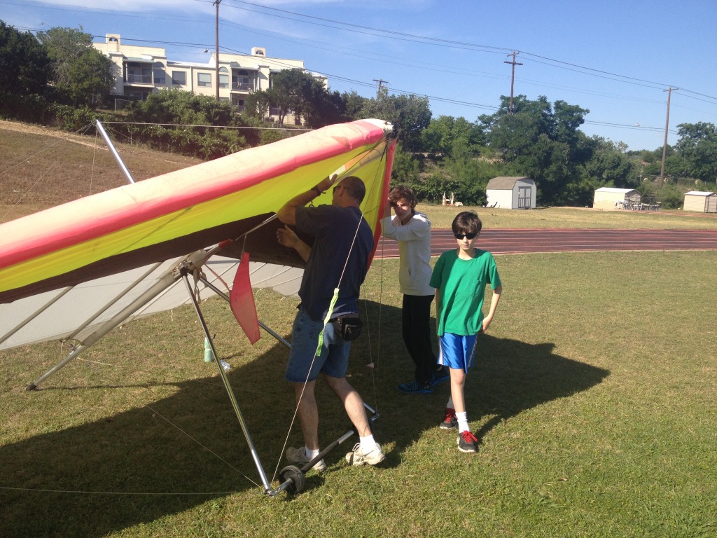 2014/05(May)/Hang-Gliding/1024x768_2014-05-16-HangGliding-Shane-03-Chance-Dax.JPG