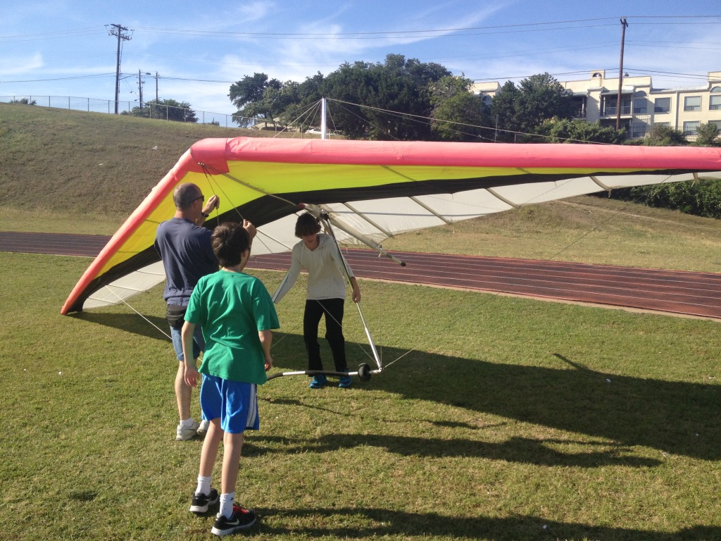 2014/05(May)/Hang-Gliding/1024x768_2014-05-16-HangGliding-Shane-06-Chance-Dax.JPG