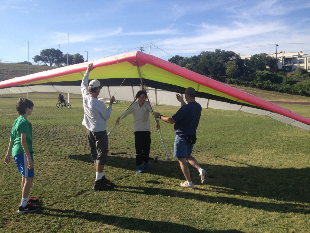 2014/05(May)/Hang-Gliding/1024x768_2014-05-16-HangGliding-Shane-11-Chance-Dax.JPG