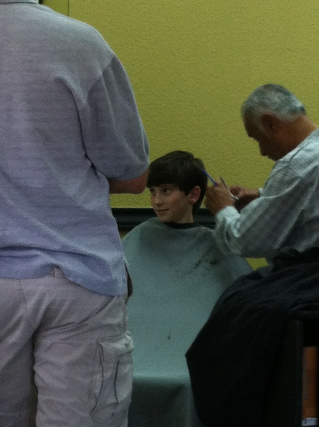 2014/05(May)/Misc/1024x768_2014-05-03-Dax-Haircut-02.JPG
