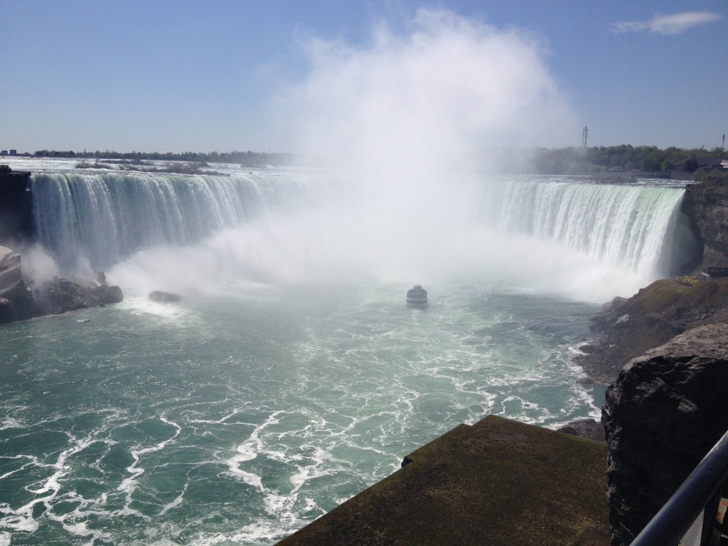 2014/05(May)/Niagara-Falls/1024x768_2014-05-24-Niagra-Falls-047.JPG