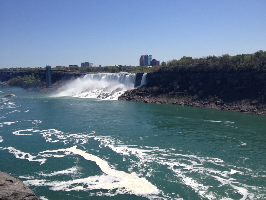 2014/05(May)/Niagara-Falls/1024x768_2014-05-24-Niagra-Falls-048.JPG