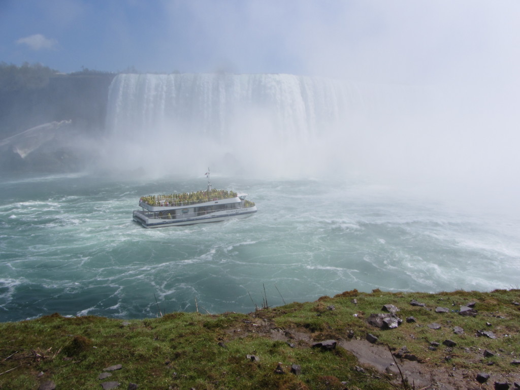 2014/05(May)/Niagara-Falls/1024x768_2014-05-24-Niagra-Falls-056.JPG