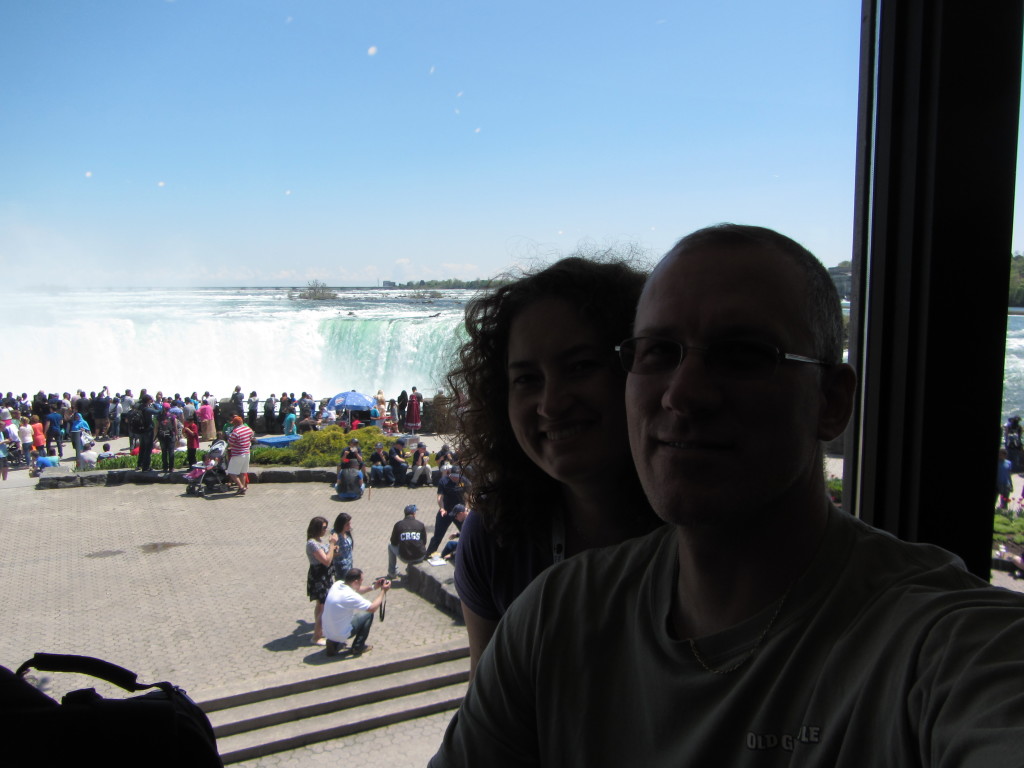 2014/05(May)/Niagara-Falls/1024x768_2014-05-24-Niagra-Falls-099-Suzi-Travis.JPG