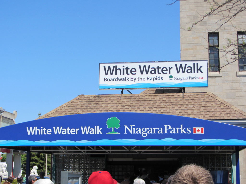 2014/05(May)/Niagara-Falls/1024x768_2014-05-25-Niagra-Falls-01.JPG
