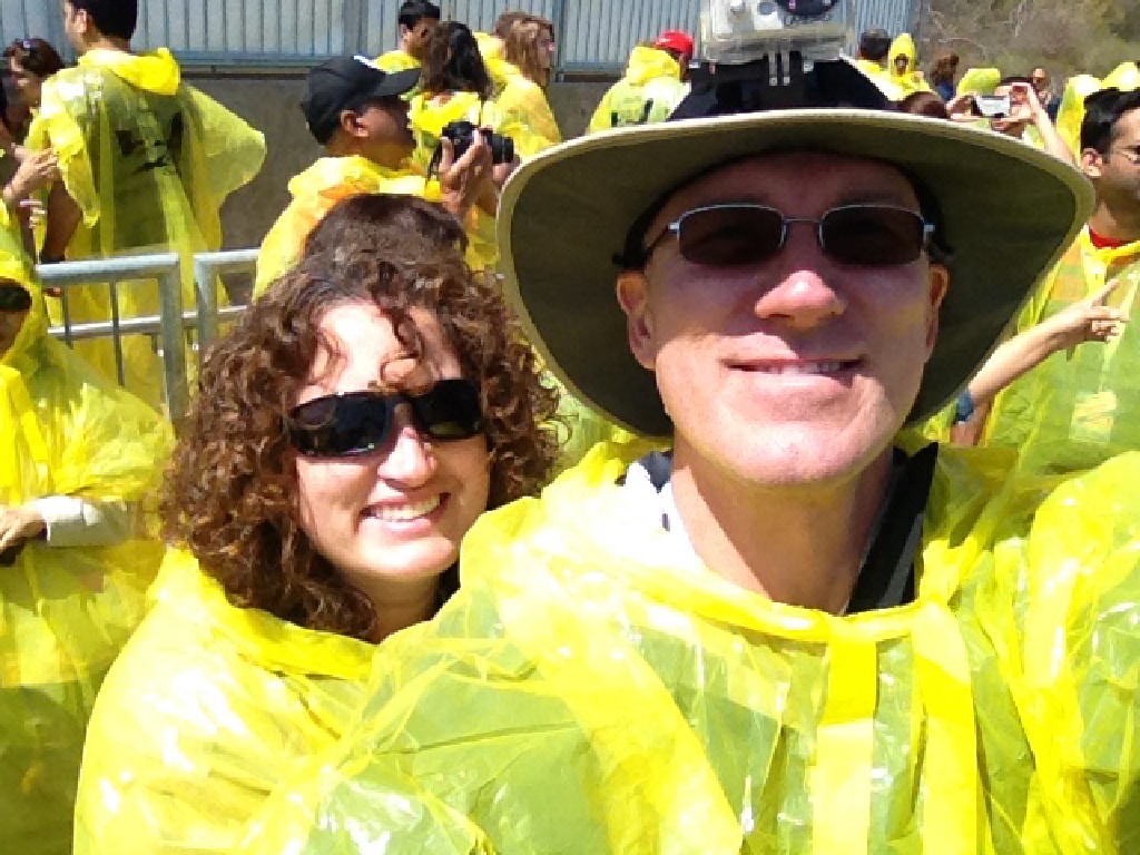 2014/05(May)/Niagara-Falls/1024x768_2014-05-25-Niagra-Falls-46-Travis-Suzi.JPG