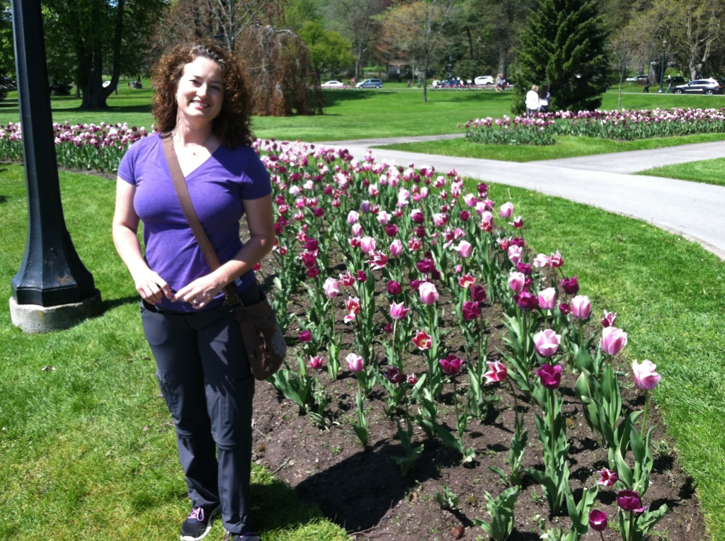 2014/05(May)/Niagara-Falls/1024x768_2014-05-26-Niagra-Falls-37-Suzi.JPG