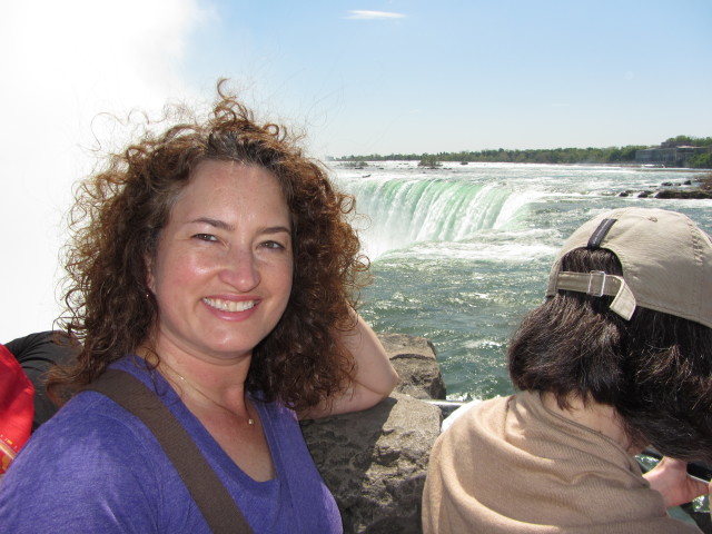 2014-05-24-Niagra-Falls-025-Suzi.JPG