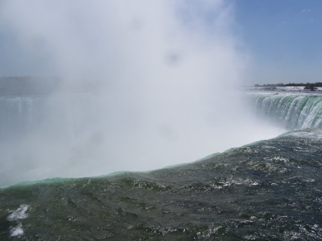 2014/05(May)/Niagara-Falls/640x480_2014-05-24-Niagra-Falls-032.JPG