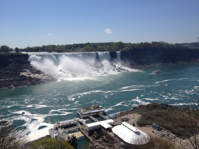 2014/05(May)/Niagara-Falls/640x480_2014-05-24-Niagra-Falls-039.JPG