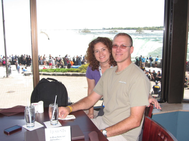 2014-05-24-Niagra-Falls-102-Suzi-Travis.JPG