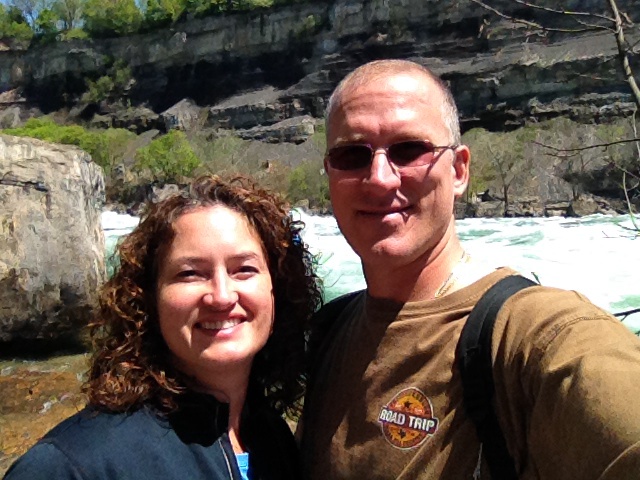 2014/05(May)/Niagara-Falls/640x480_2014-05-25-Niagra-Falls-19-Suzi-Travis.JPG