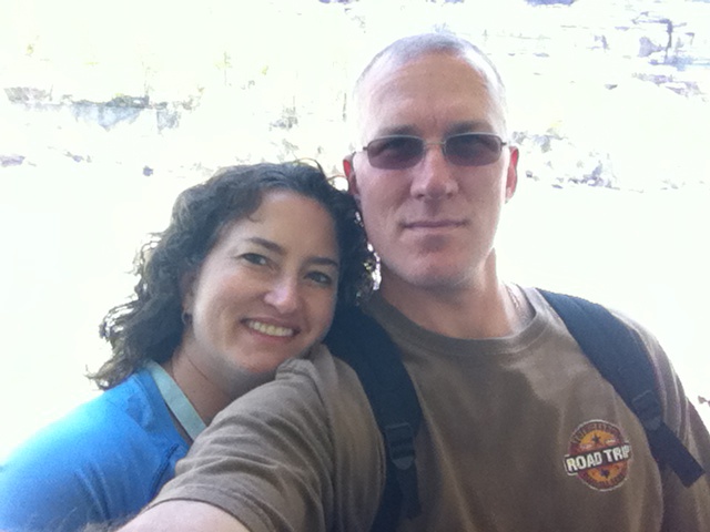 2014/05(May)/Niagara-Falls/640x480_2014-05-27-Niagra-Falls-19-Travis-Suzi.JPG