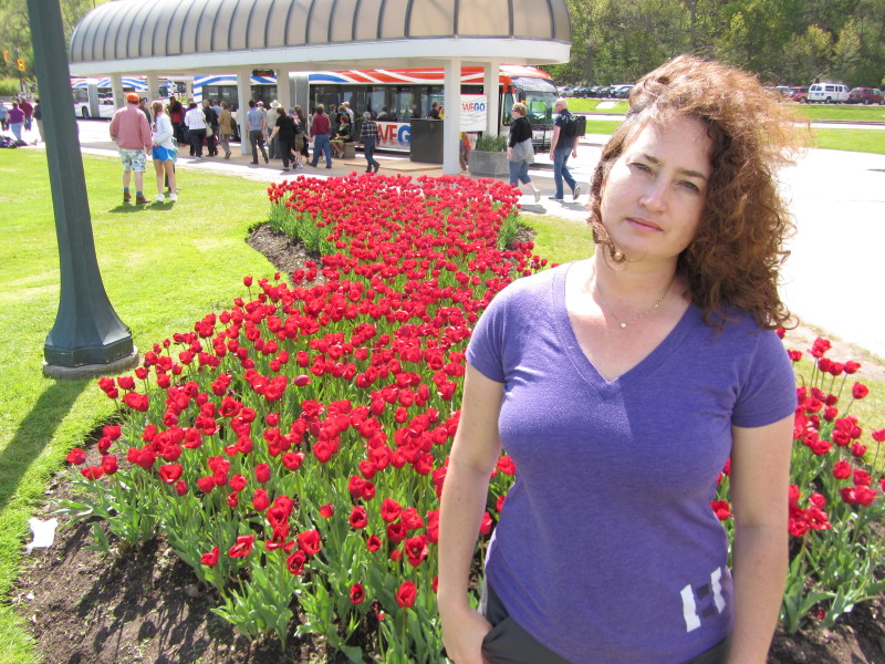 2014/05(May)/Niagara-Falls/800x600_2014-05-24-Niagra-Falls-118-Suzi.JPG