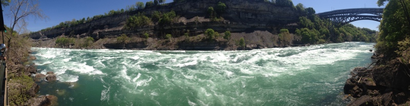 2014/05(May)/Niagara-Falls/800x600_2014-05-25-Niagra-Falls-13.JPG