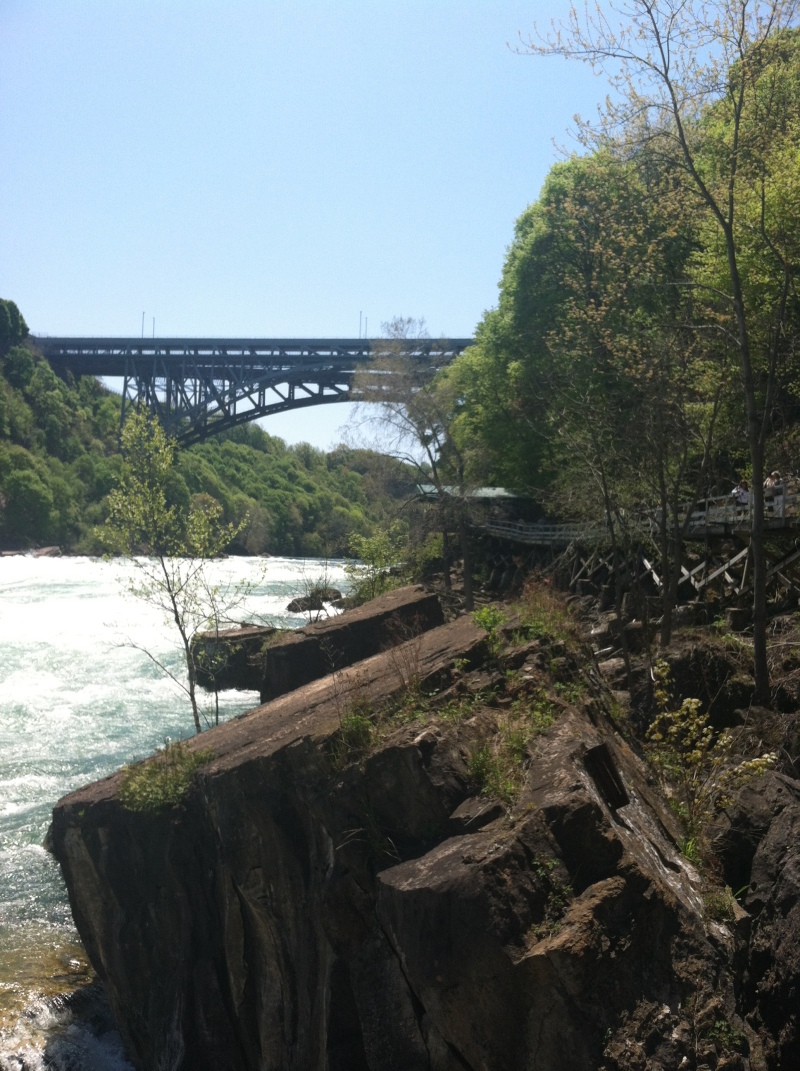 2014/05(May)/Niagara-Falls/800x600_2014-05-27-Niagra-Falls-15.JPG
