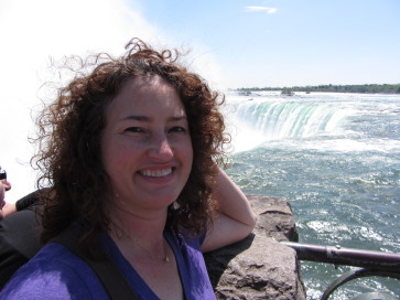 2014-05-24-Niagra-Falls-026-Suzi.JPG