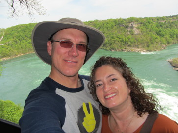 2014-05-26-Niagra-Falls-11-Travis-Suzi-GOOD.JPG