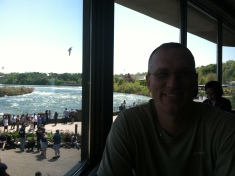 2014-05-26-Niagra-Falls-44-Travis.JPG