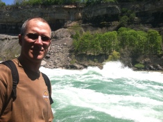 2014-05-27-Niagra-Falls-21-Travis.JPG