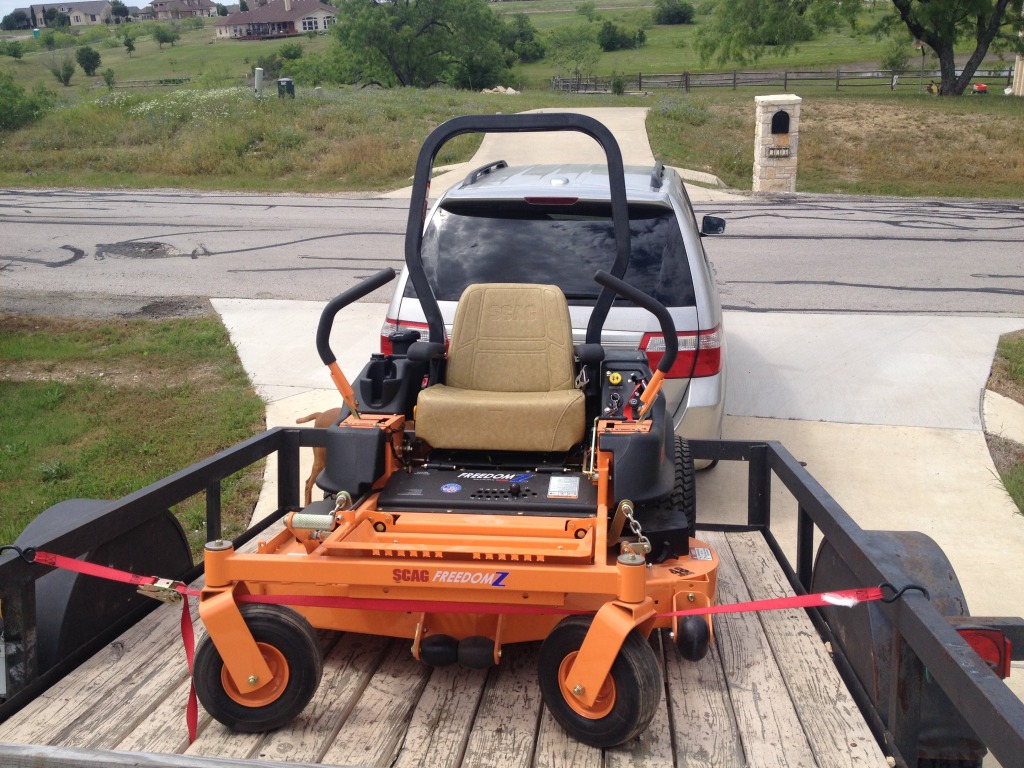 2014/05(May)/SCAG-mower/1024x768_2014-05-02-SCAG-mower-1.JPG