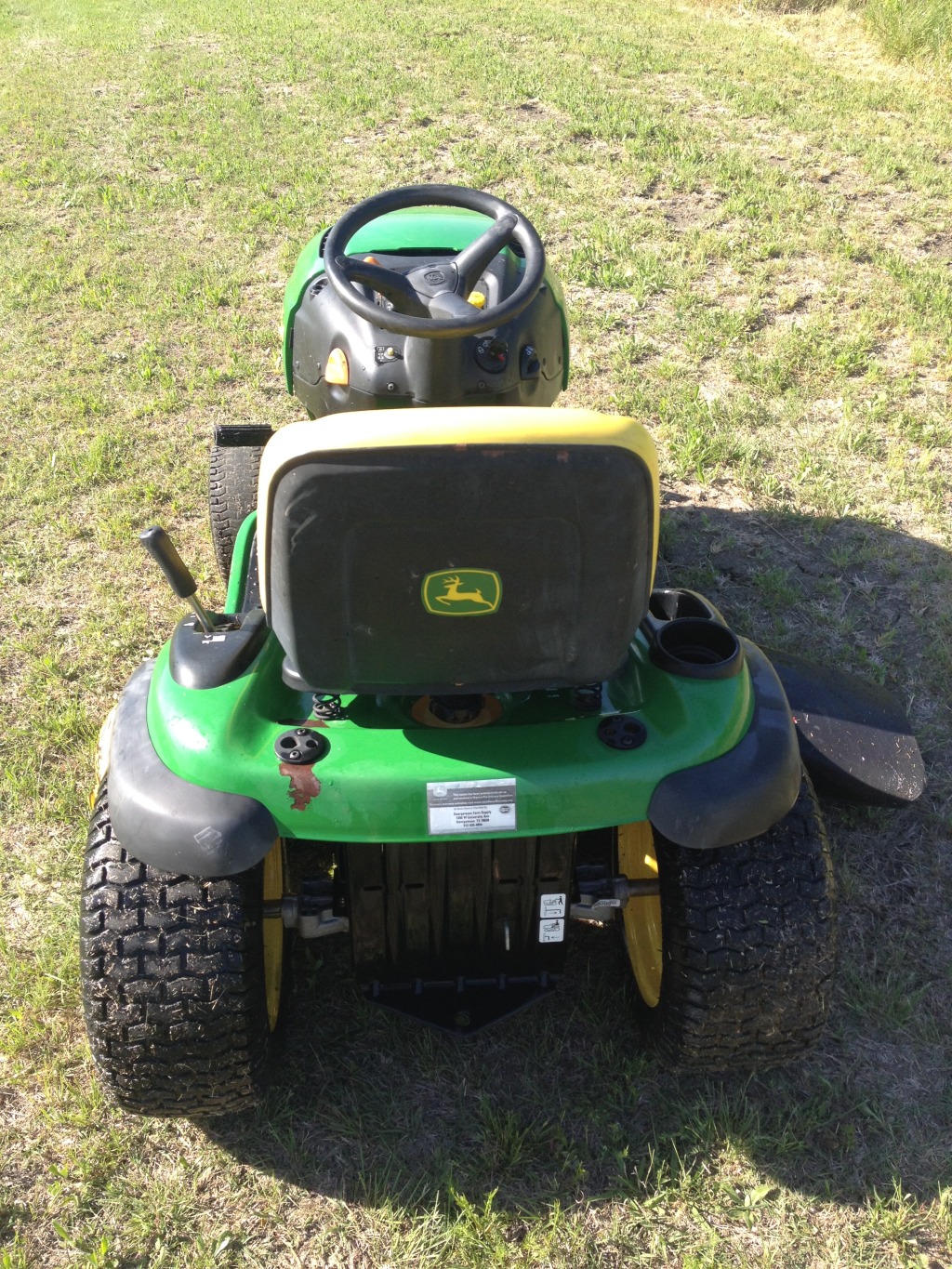 2014-05-03-JohnDeere-L130-Mower-02.JPG
