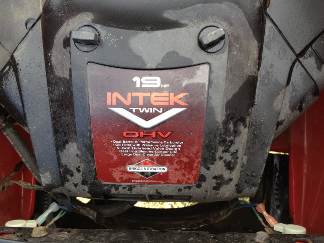 2014/05(May)/Sold-Items/640x480_2014-04-18-Troy-Bilt-mower-06.JPG