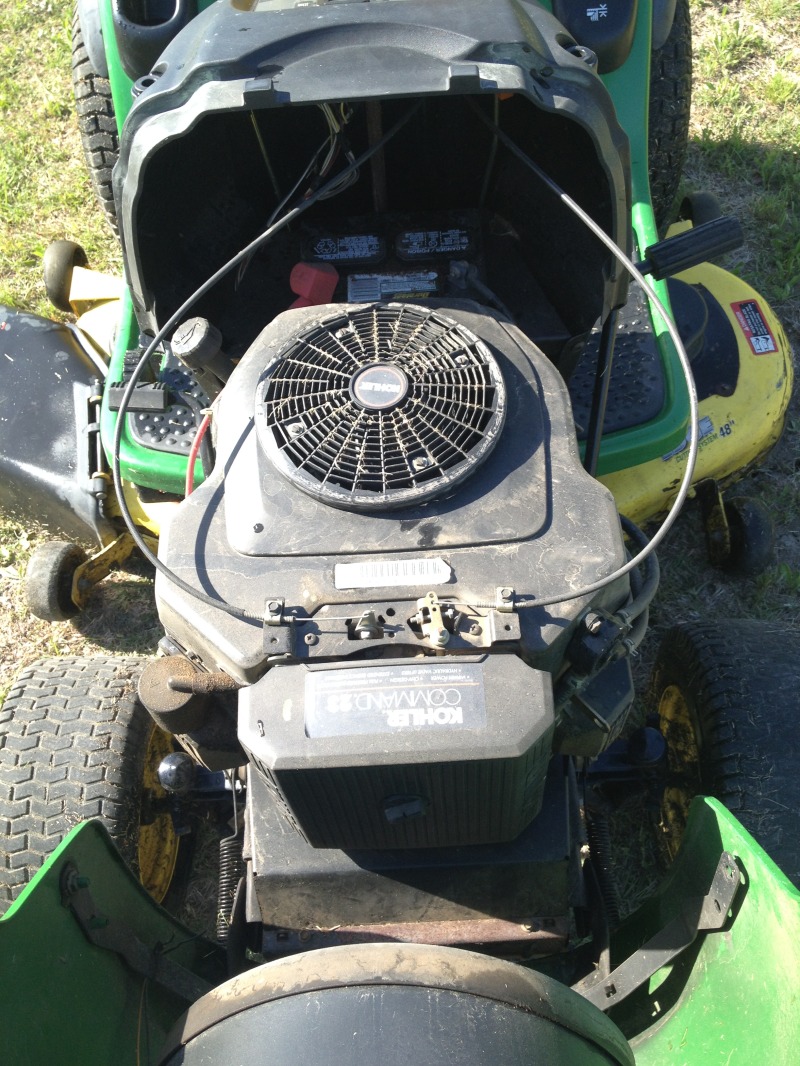 2014/05(May)/Sold-Items/800x600_2014-05-03-JohnDeere-L130-Mower-07.JPG