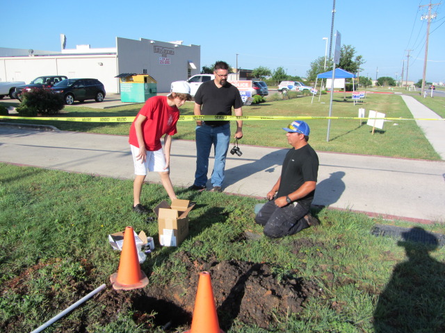 2014/05(May)/Troop214-Chance-Eagle-Project/640x480_2014-05-10-Chance-Eagle-Project-029-Tony.JPG