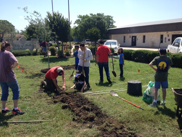 2014/05(May)/Troop214-Chance-Eagle-Project/640x480_2014-05-10-Chance-Eagle-Project-105-Terrie-Nathan-Jack-NathanB-Harrison.JPG