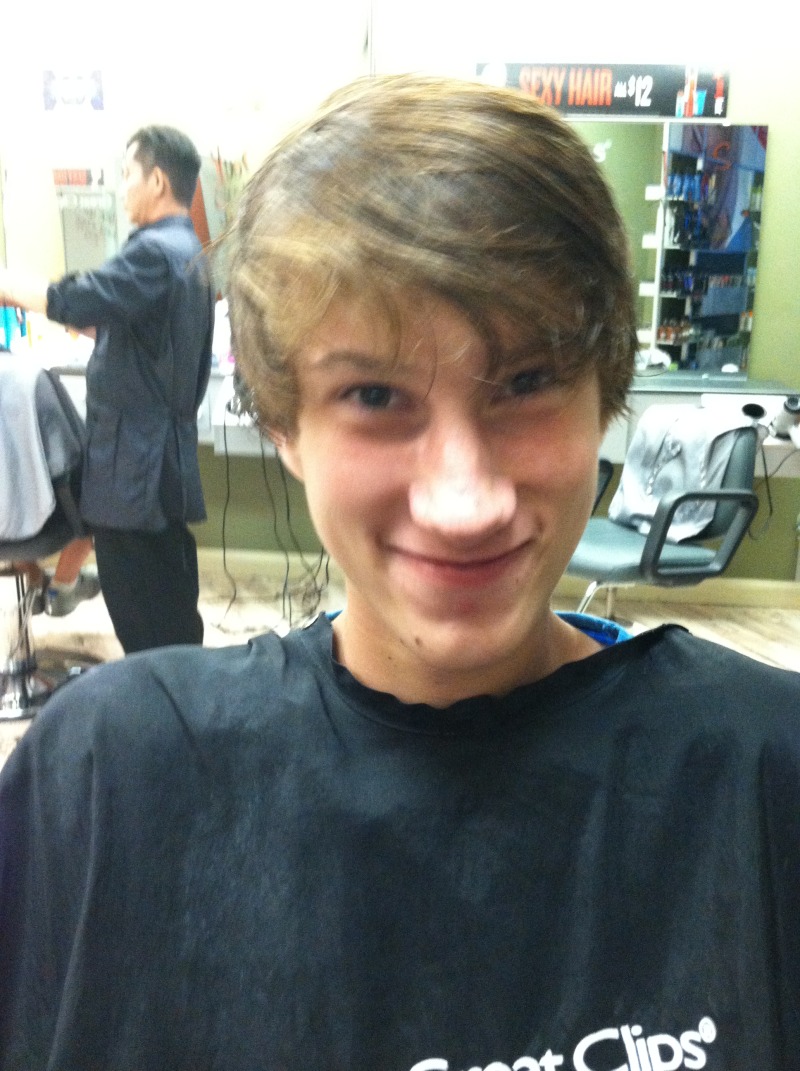 2014/06(June)/Chance-Haircut/800x600_2014-06-04-Chance-Haircut-4.JPG
