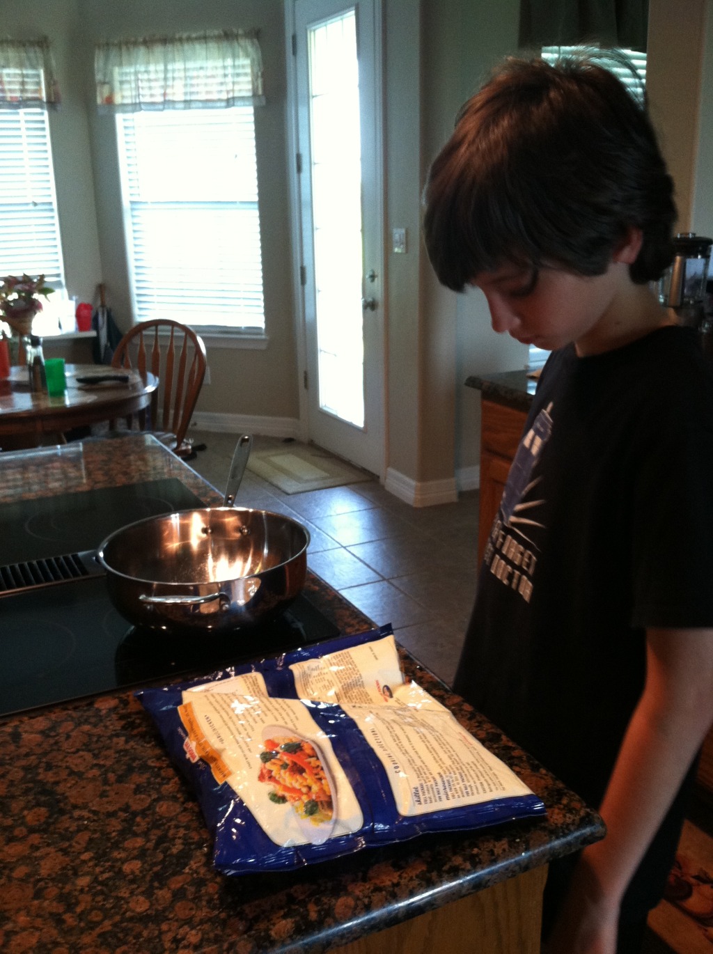 2014/07(July)/Dax-cooking/2014-07-12-Dax-Cooking-MB-1.JPG
