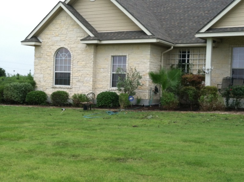 2014/07(July)/Yard-Work/800x600_2014-07-19-Yard-Work-11.JPG