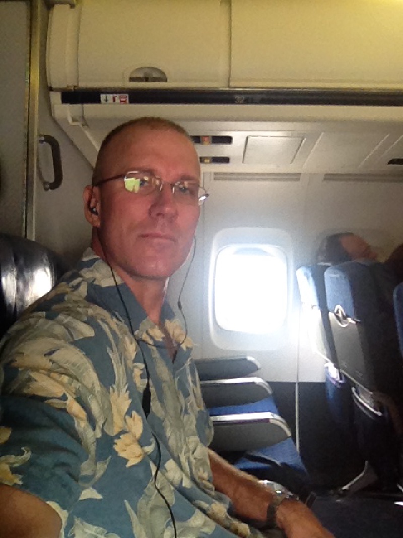 2014/08(August)/ERM-Minneapolis/800x600_2014-09-02-ERM-Minneapolis-1-Travis-airplane-row.JPG