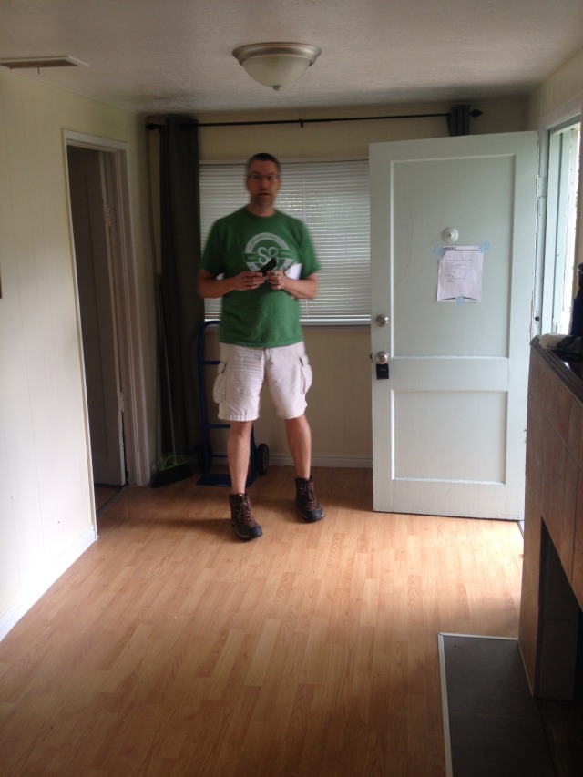 2014/08(August)/Matt-moves-to-Salt-Lake-City/640x480_2014-08-22-Matt-moves-to-Salt-Lake-City-10.JPG
