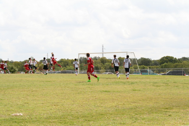 2014/08(August)/Soccer/640x480_2014-08-30-Chance-Soccer-043.JPG