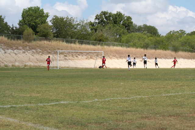2014/08(August)/Soccer/640x480_2014-08-30-Chance-Soccer-087.JPG