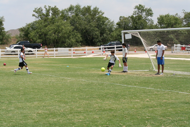 2014/08(August)/Soccer/800x600_2014-08-03-Chance-Soccer-01.JPG