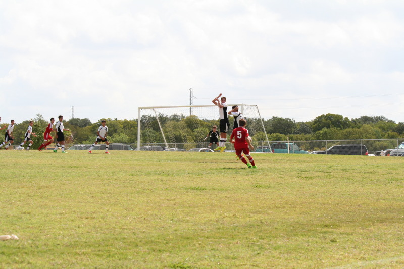 2014/08(August)/Soccer/800x600_2014-08-30-Chance-Soccer-039.JPG